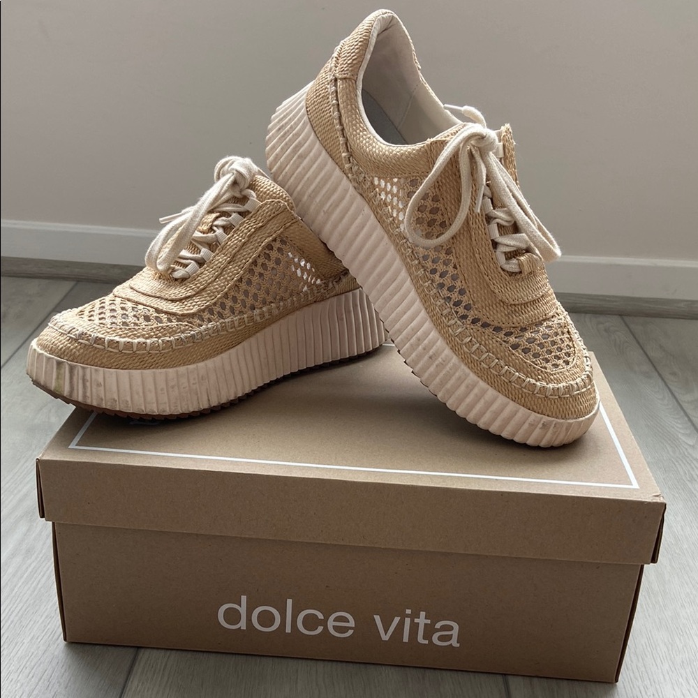Dolce Vita Tan/ Raffia Sneakers